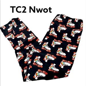 LULAROE 🛼 RETRO ROLLER SKATES 🛼 LEGGINGS